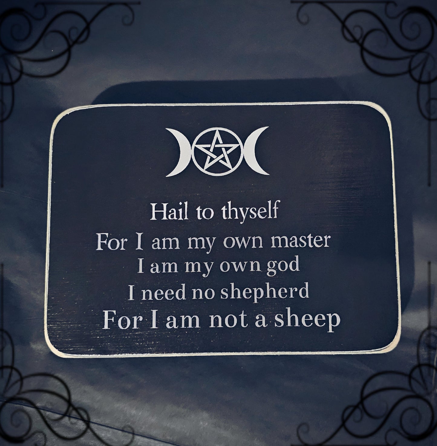 Hail to thyself box sign (more options)